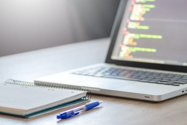 The Complete Guide to Outsourcing Software Development in India Image